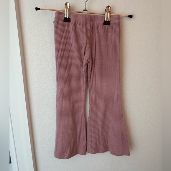• Posh Peanut • Toddler Girls Bamboo Flare Pants 2T - Picture 3 of 4